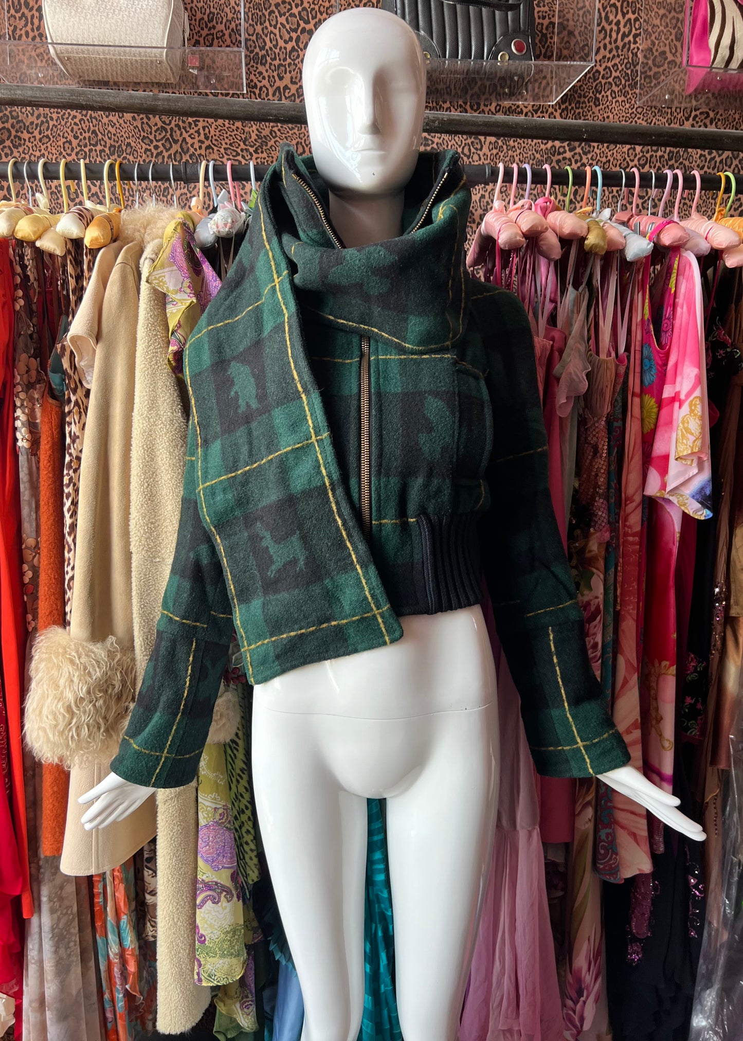 Dsquared2 FW2004 Cropped Wool Jacket with Detachable Scarf