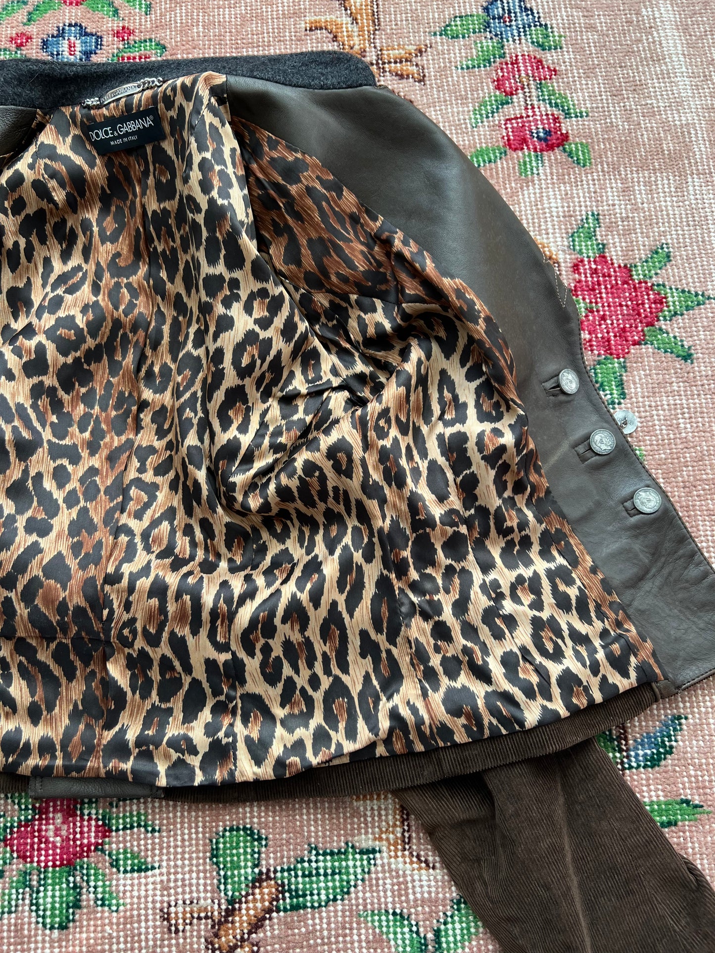 Dolce & Gabbana FW2002 Cropped Corduroy Coin Jacket & Rope Belt