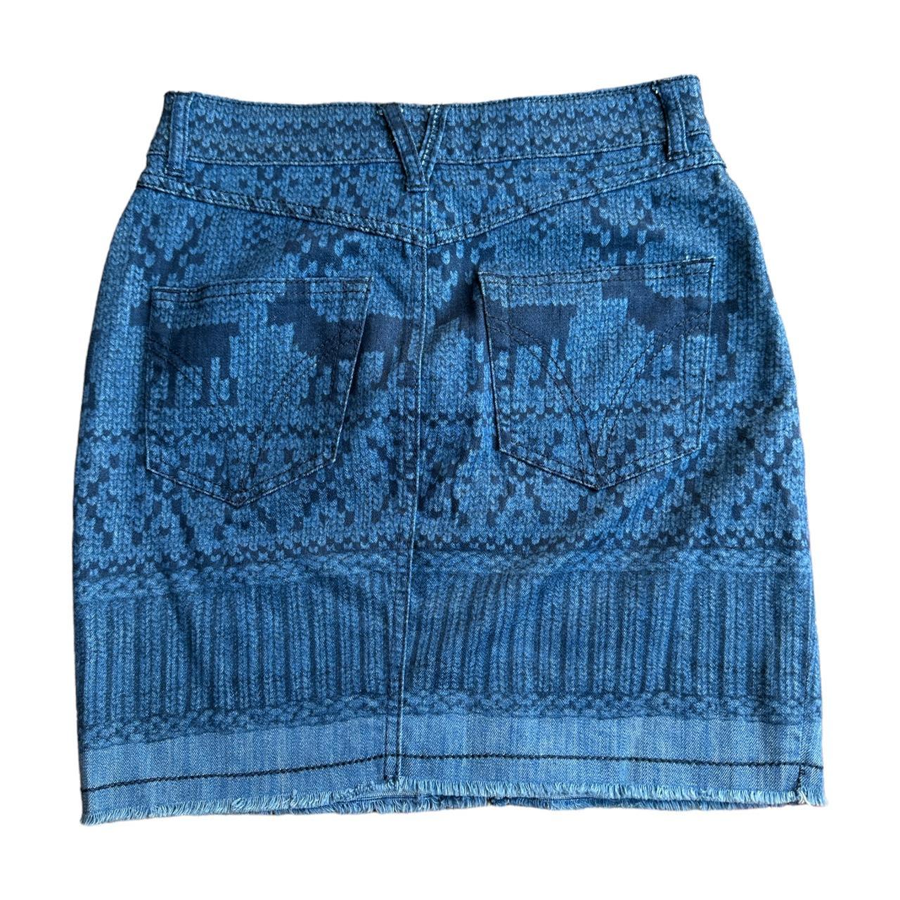 Dolce & Gabbana Fall 2010 Holiday Print Mini Skirt
