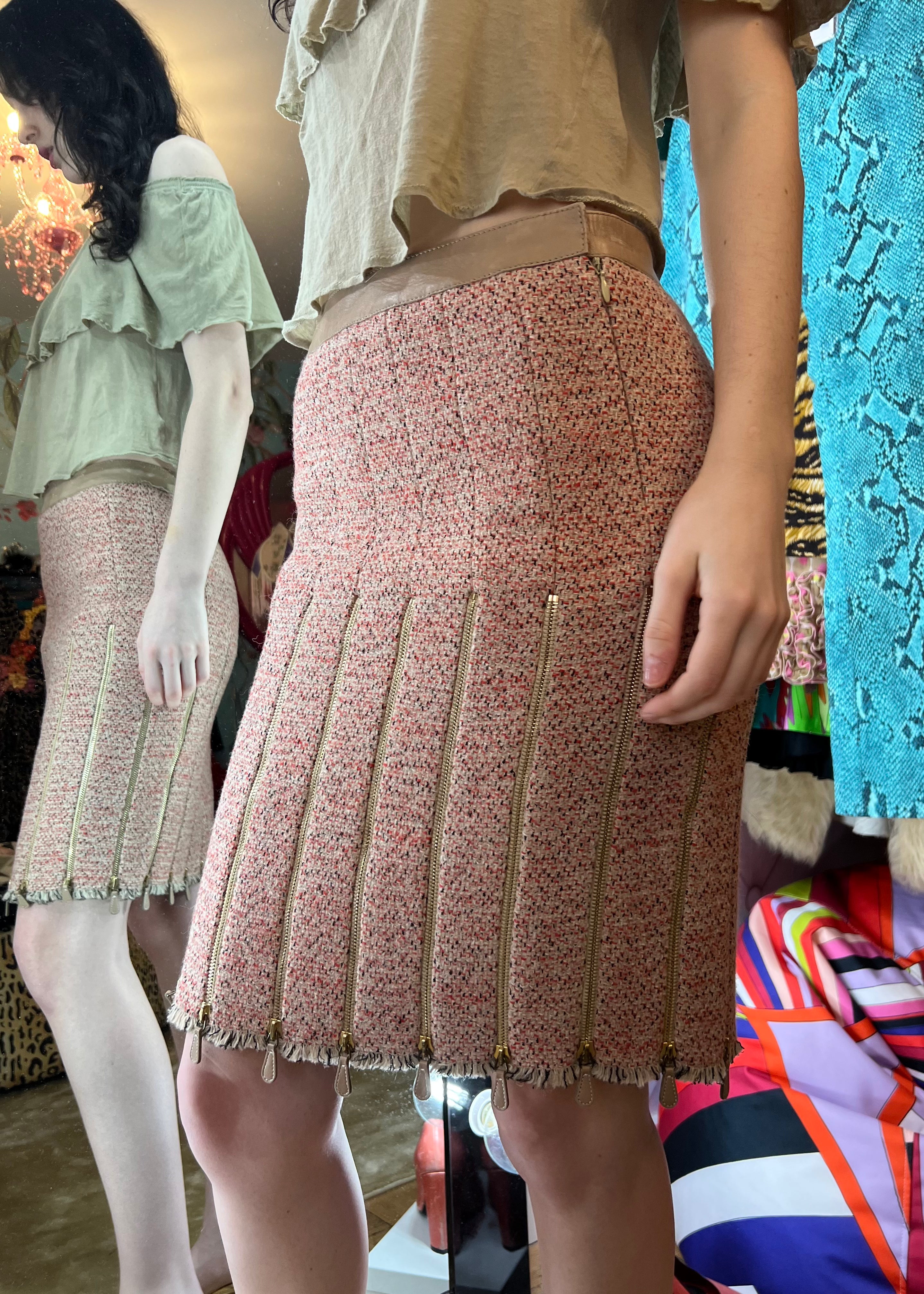 Alexander McQueen 2003 Tweed Zipper Skirt – Allison's Archive