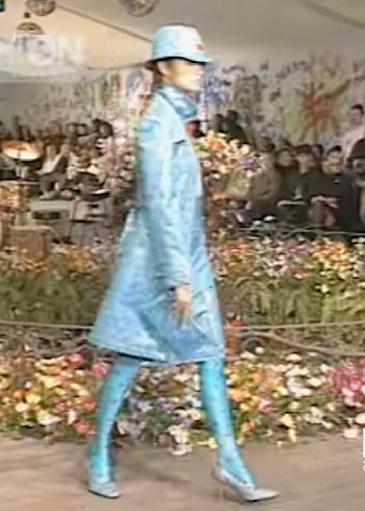 D&G FW2000 Ladybug Trench Coat